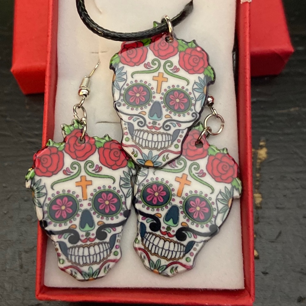 Necklace and earrings
